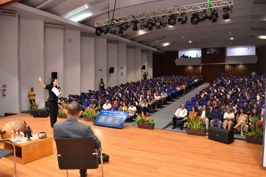Chiapas vive una revolución de la ética: el nuevo paradigma de la nueva era llega a la UNACH